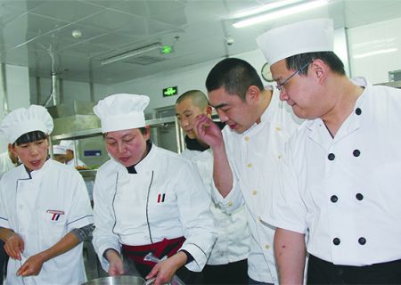 中国资深级烹饪大师--卢迪