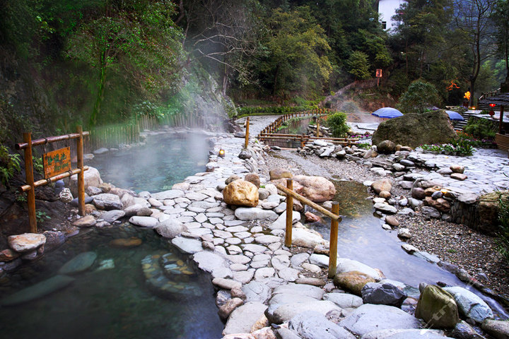 龙胜温泉-冬.jpg